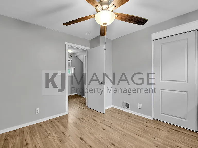 31863 Bay Ct — Photo 9