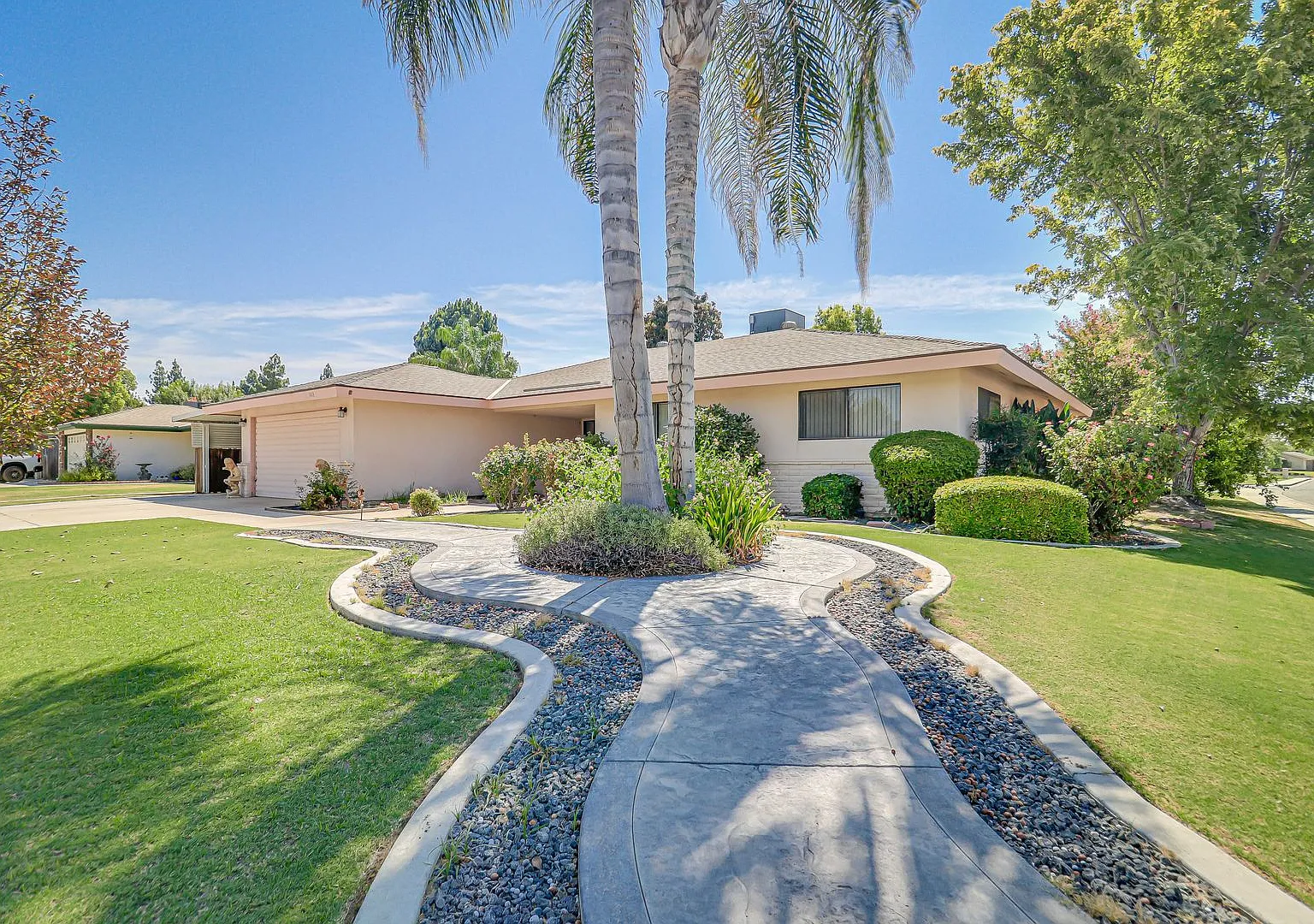 Kern City 55+ Community! — Photo 2