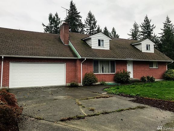 2nd image of 10909 Glenwood Dr SW