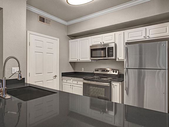 2nd image of 40 Park City Ct APT 11208