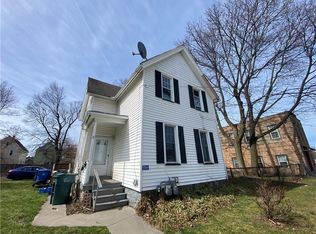 9 Diamond Pl, Rochester, NY 14609