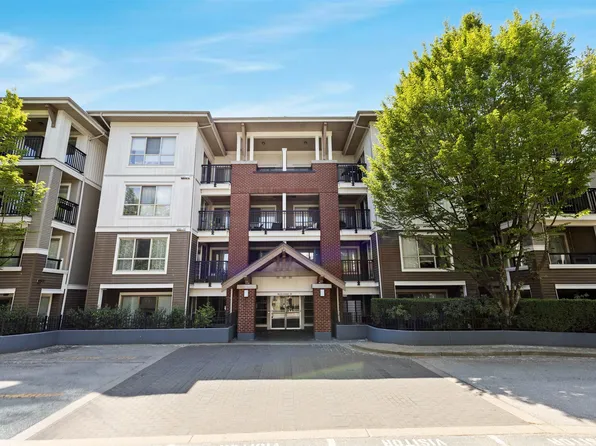 8929 202nd St #B304, Langley, BC V1M 0B4