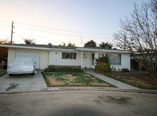 1004 N Hollywood Dr, Reedley, CA 93654
