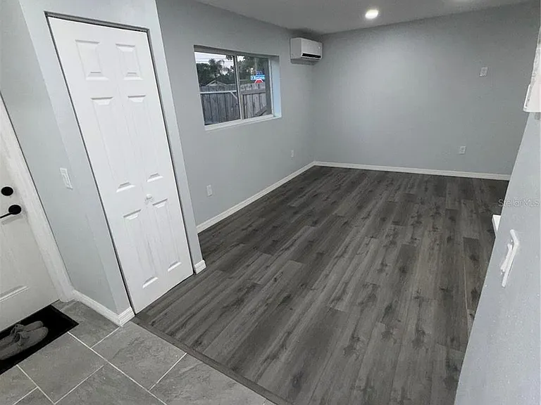 500 Montana Ave — Photo 10