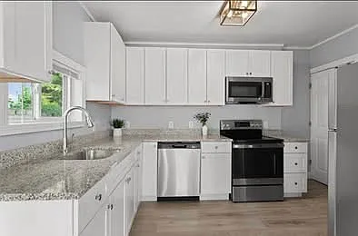 16 Fordway St #16 — Photo 3
