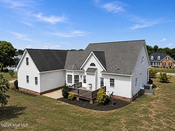 3rd image of 2041 Callies Court