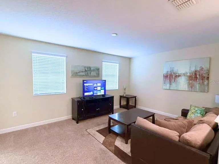 1423 Wexford Way — Photo 8