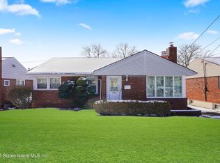 204 Buel Ave, Staten Island, NY 10305