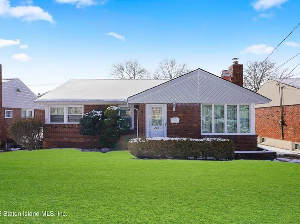 204 Buel Ave, Staten Island, NY 10305