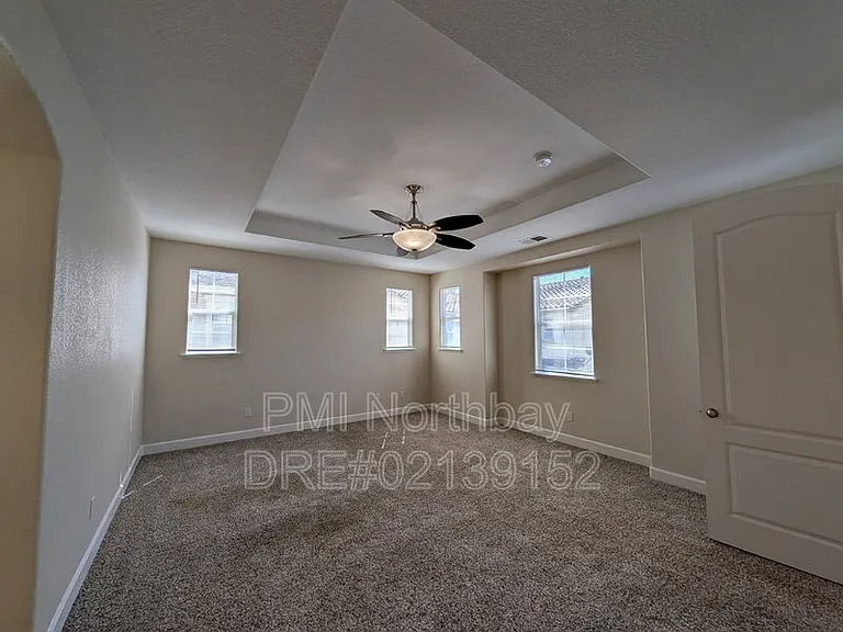 6347 Newhaven Ln — Photo 9