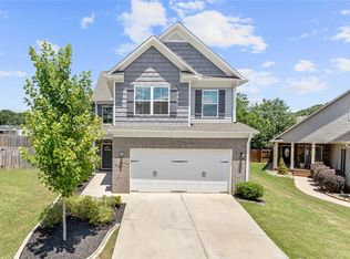 8 Lofton Ct, Anderson, SC 29621