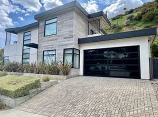 1319 Sunset Plaza Dr, Los Angeles, CA 90069