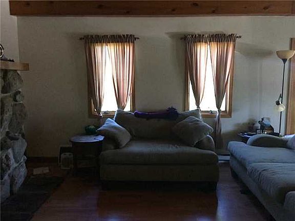 5th image of 28136 E Broadway St