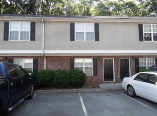 138 Point Place Dr, Cartersville, GA 30120