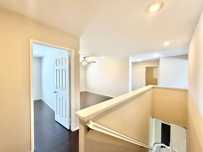 42041 Delmonte St — Photo 22