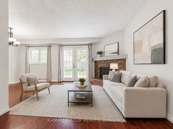 77 Ecclestone Dr, Brampton, ON L6X 3M8