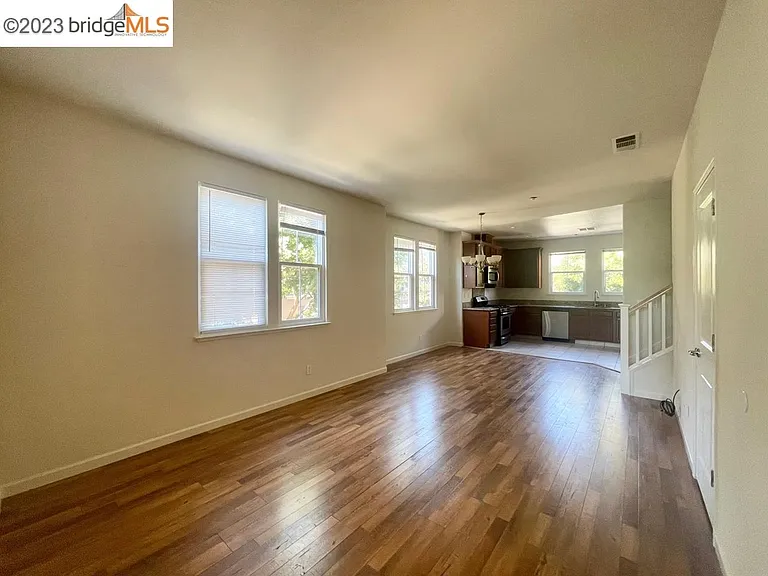 1026 Martin Luther King Dr — Photo 24