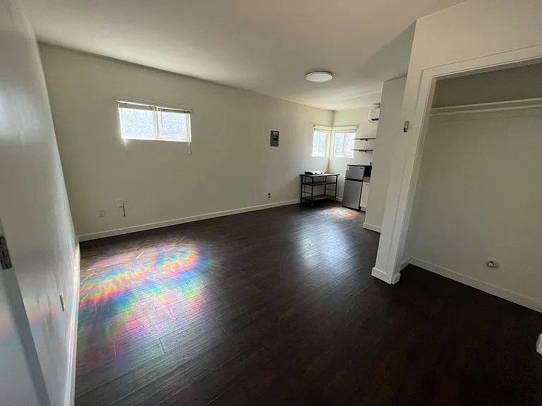 3349 Isabel Dr — Photo 2