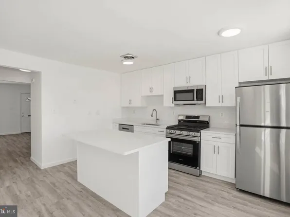 804 Arnold Ct, Baltimore, MD 21205