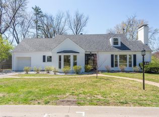 26 W Old Watson Rd, Saint Louis, MO 63119