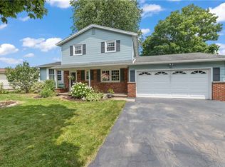 99 Dorian Ln, Rochester, NY 14626