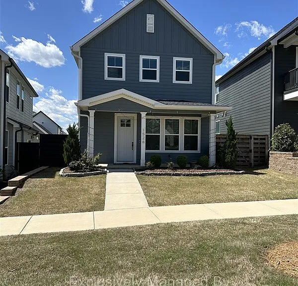 1526 Bowtie Rd — Photo 3