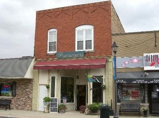 124 Mill St, Utica, IL 61373