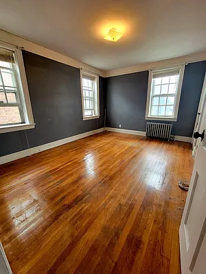 Rented by Metro Park Realty Inc | media 3