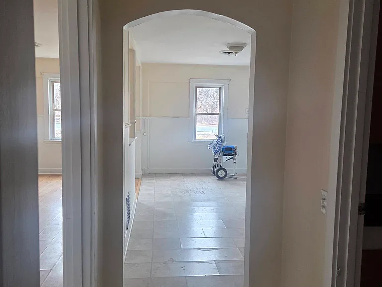 29 Lewiston Rd — Photo 5