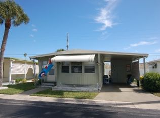 133 Redwood Ln N, Largo, FL 33770