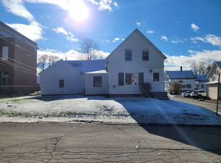 27 Elm St, Fairfield, ME 04937