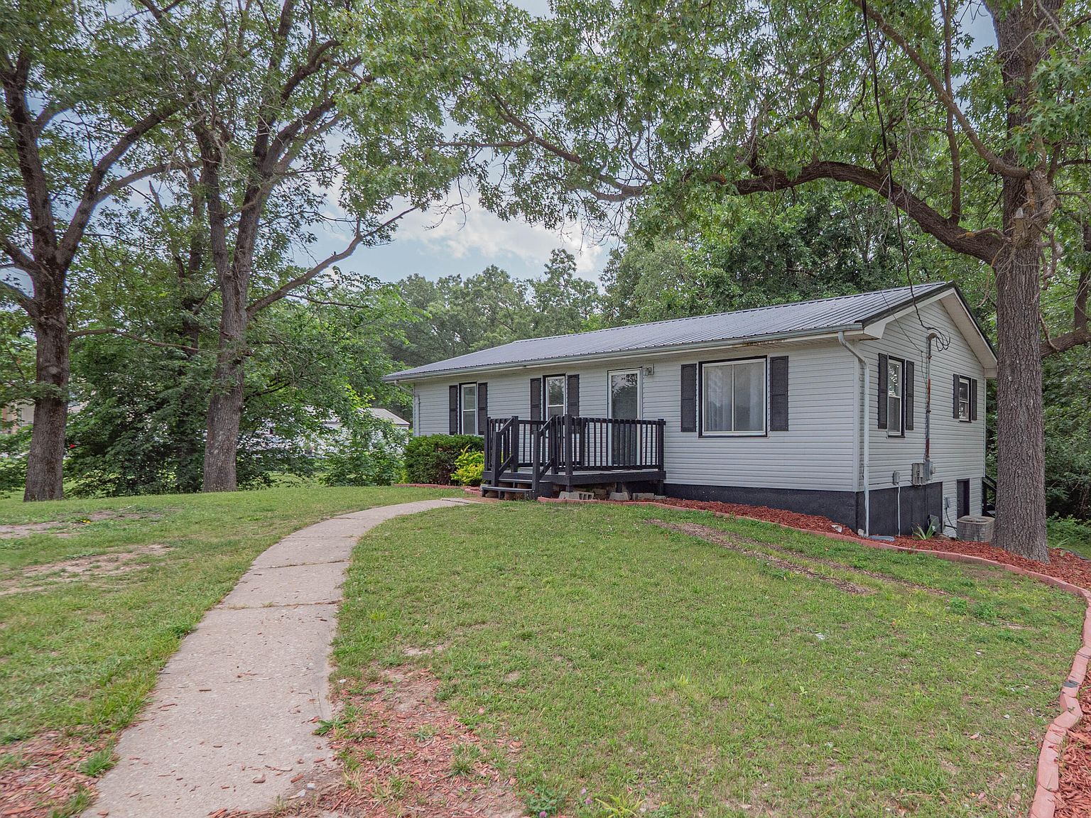 1067 County Road 2265, Moberly, MO 65270 Zillow