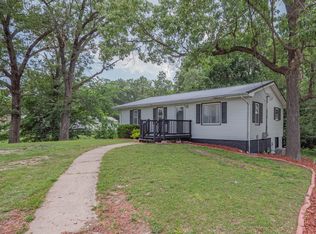 1067 County Road 2265, Moberly, MO 65270