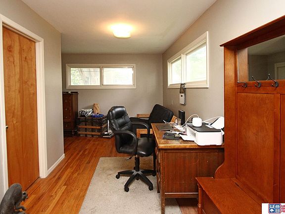 3rd image of 2110 Park Ave