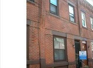 2914 W Flora St, Philadelphia, PA 19121