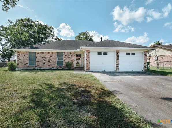 803 McLane St, Victoria, TX 77904