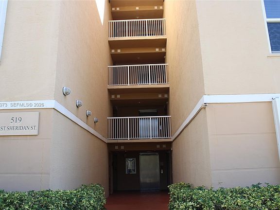 4th image of 519 E Sheridan St #1082