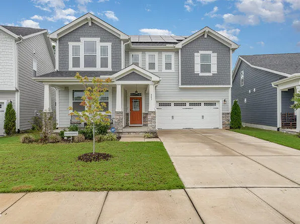 441 Shadow Falls Dr, Wendell, NC 27591