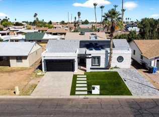 10318 W Calle Del Oro, Phoenix, AZ 85037