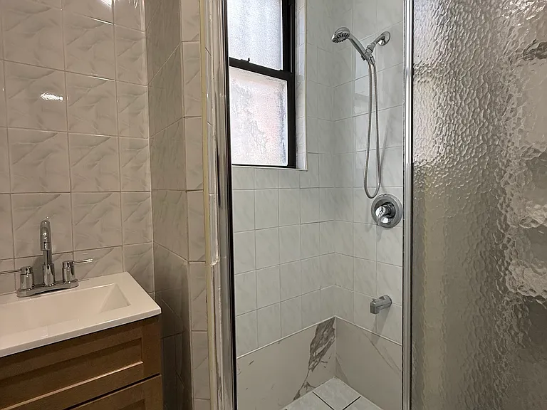 45-49 162nd St #1F — Photo 5