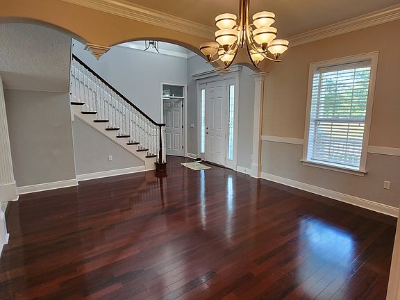 4th image of 7102 Oak Glen Trl