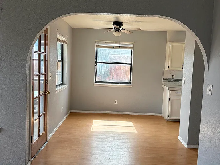 10901 Joe Dimaggio Cir — Photo 9