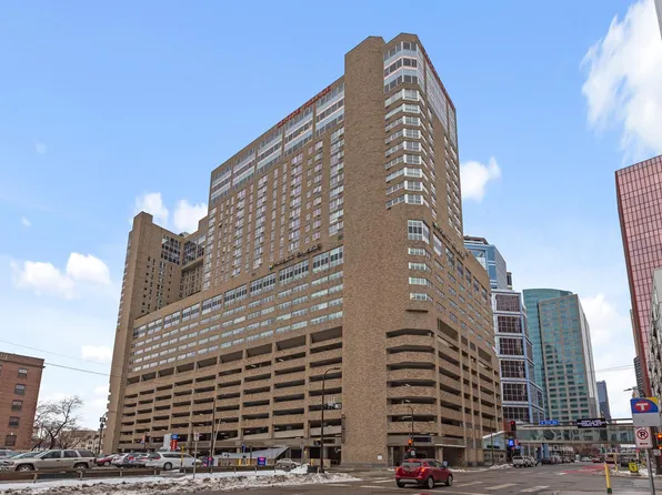 433 S 7th St APT 1826, Minneapolis, MN 55415