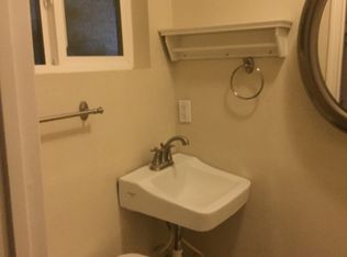 3326 E Huntington Blvd, Fresno, CA 93702