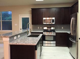 2 Musk Rose Ct, Spring, TX 77382