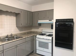 40 N Church St APT A, Addison, IL 60101