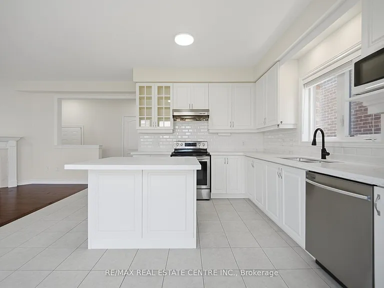 99 Colville Pl — Photo 21