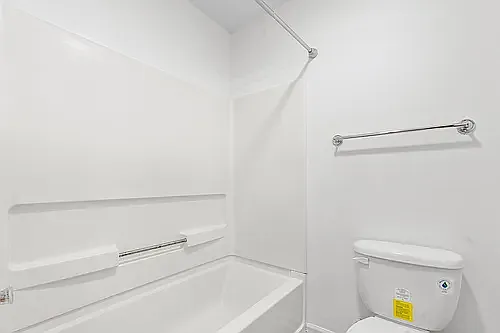 Skyside Landing Apartments — Photo 17