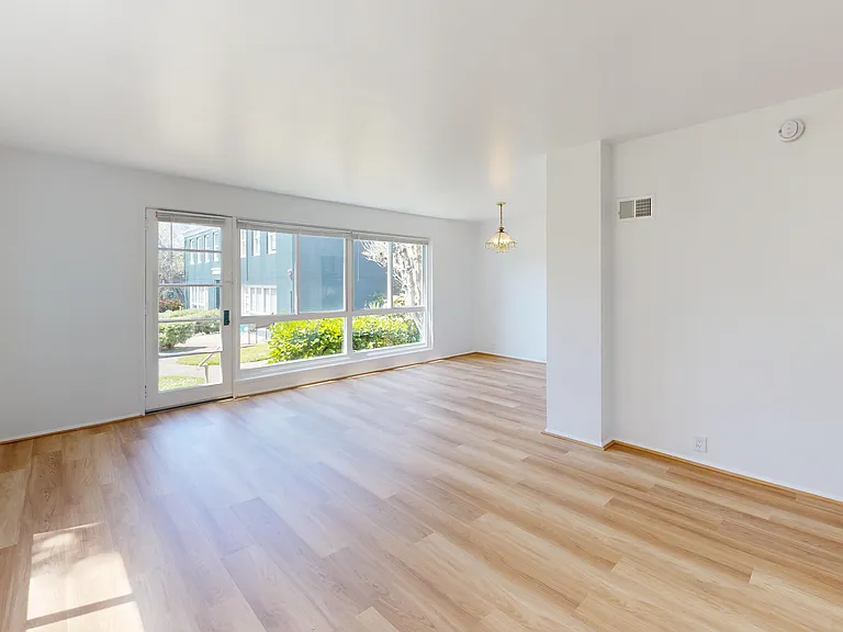 Parkmerced Apartments — Photo 146