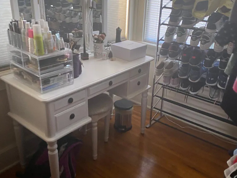 98 Tibet Rd — Photo 11